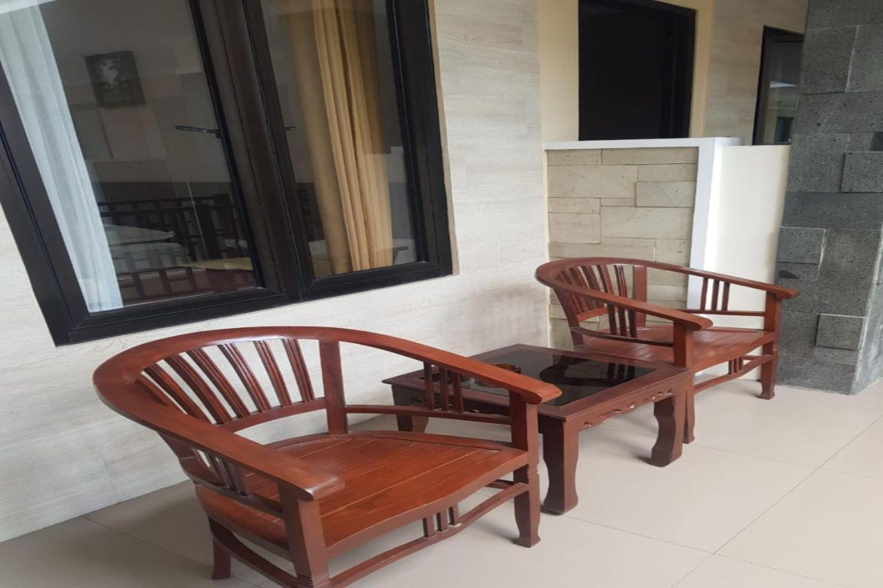 Oyo 2671 Wisma Djaja Syariah Bojonegoro Екстер'єр фото